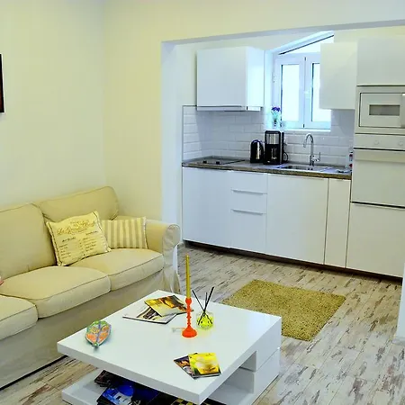 William Gladstone Apartment